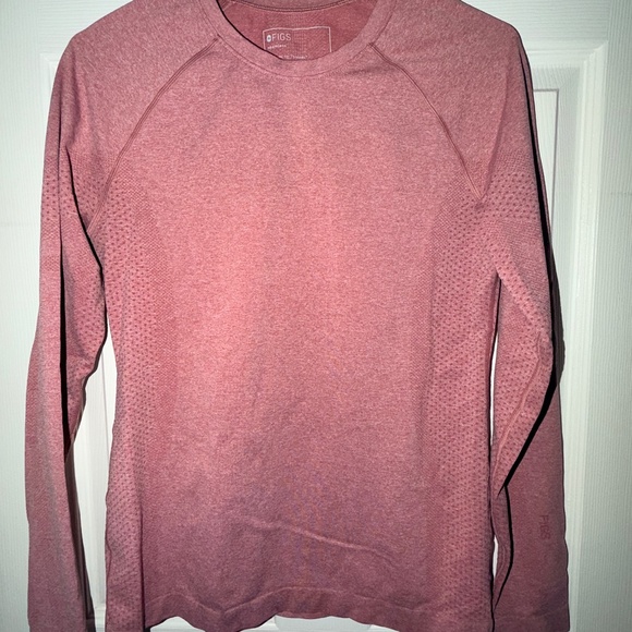 Women's Figs Salta Seamless Longsleeve Underscrub in Mauve - Picture 2 of 10